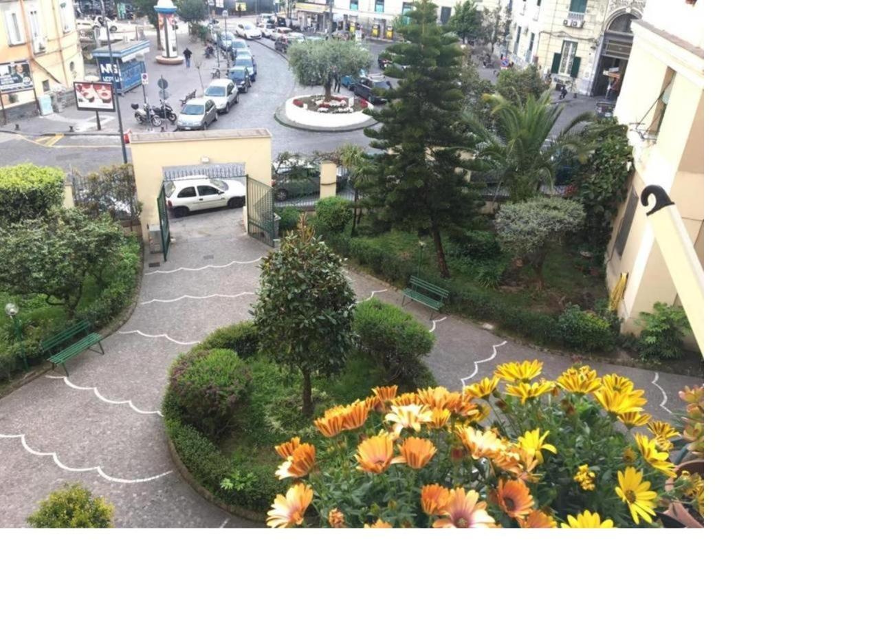 Bed & Breakfast Don Mimì Napoli